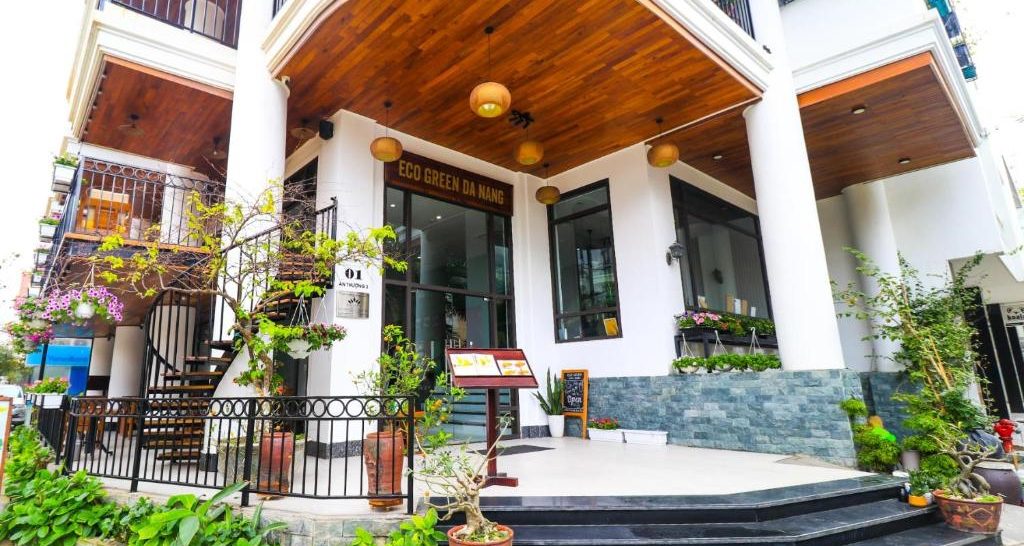 Khách sạn 3 sao gần biển Mỹ Khê Đà Nẵng